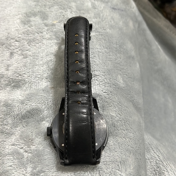 Breil self wind leather band watch:stolen - Picture 12 of 13